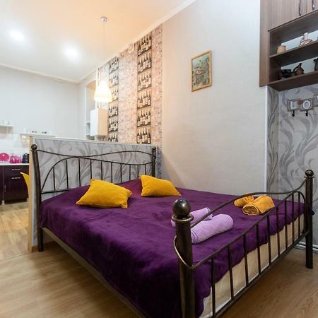 Minimalist Studio Walking Distance To City Centre Lägenhet Tbilisi Exteriör bild